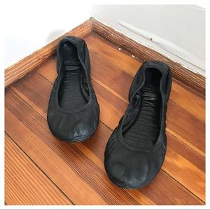 leather foldable flats